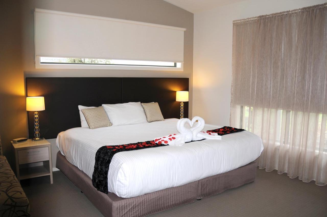Quality Hotel Пойнт Кук Екстериор снимка
